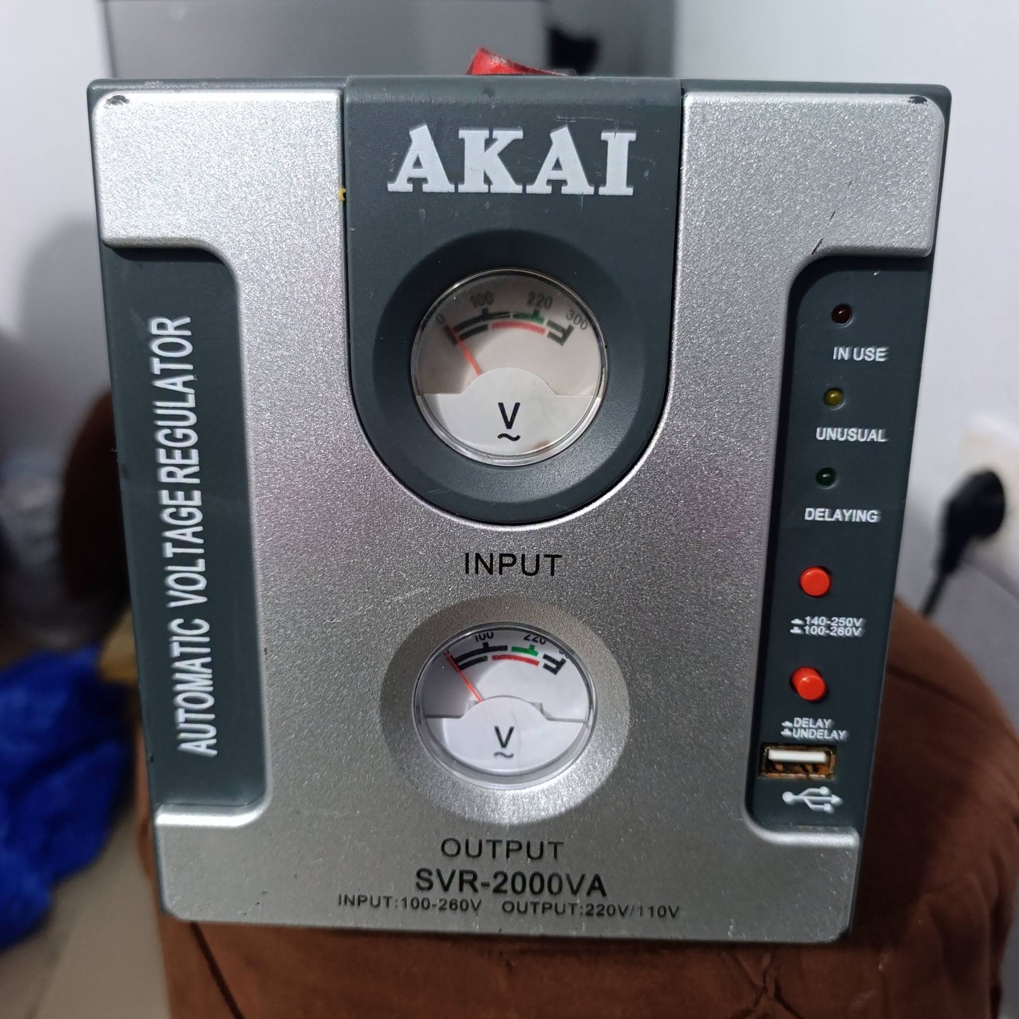 STABILISATEUR 2000W