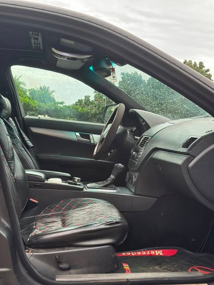 Mercedes C300