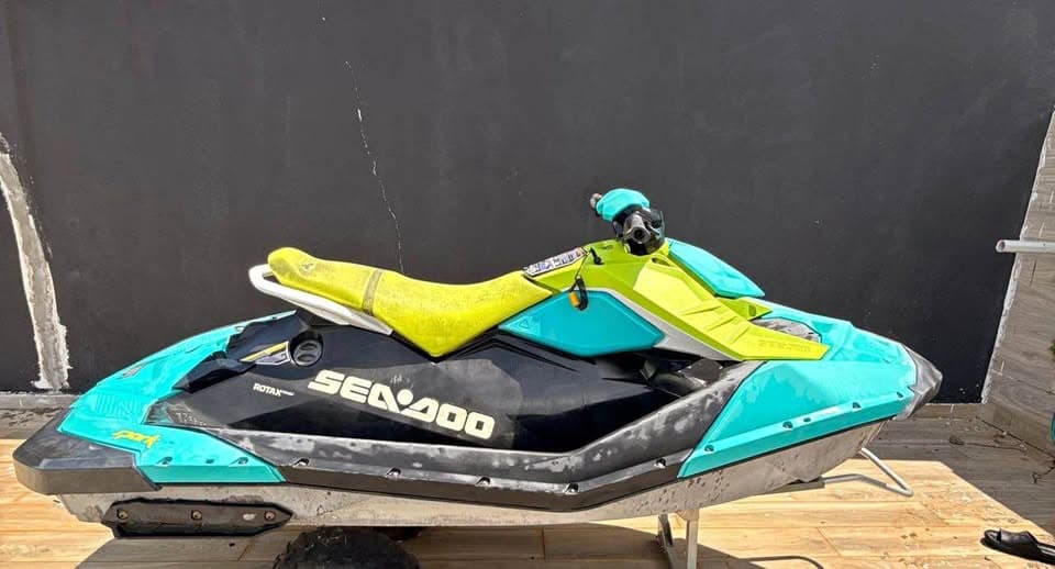 Jet ski spark