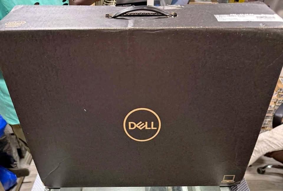 Dell XPS 17 Core i7 10ème Gén