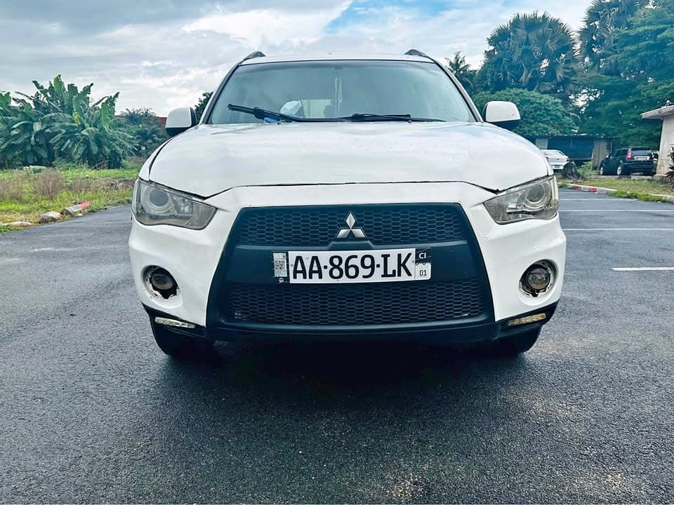 Mitsubishi Outlander - Essence Automatique - Moteur et Clim Impeccables