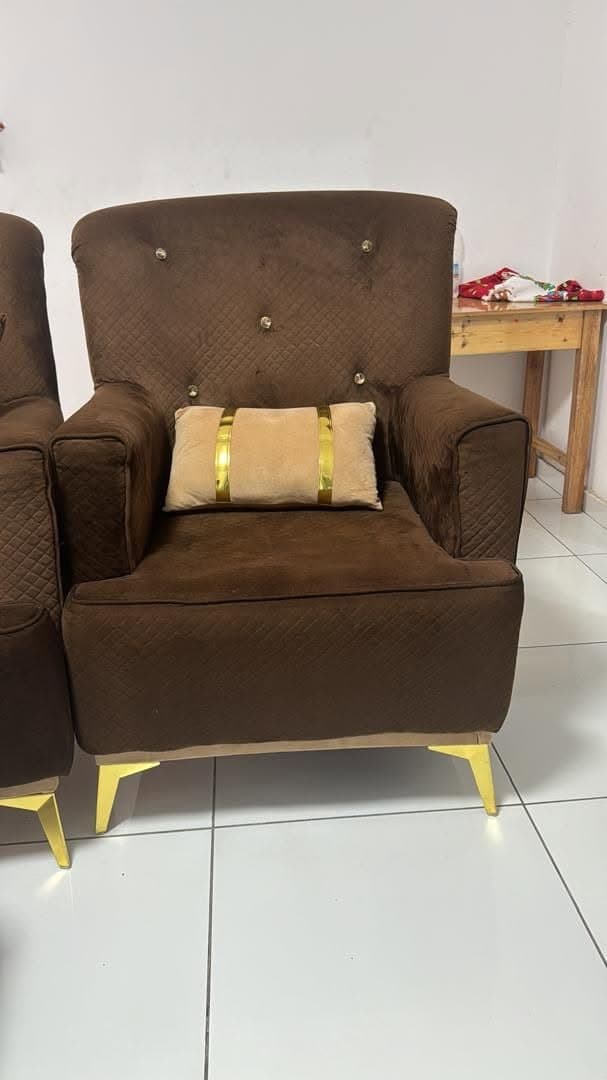 Fauteuil importé 7 places - Confortable et impeccable